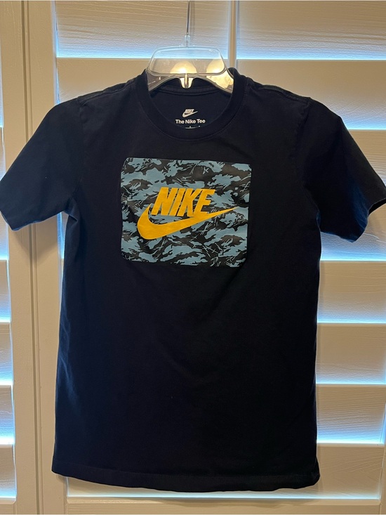 Nike Other - Nike Dark Navy Blue Color Tee with camo Print